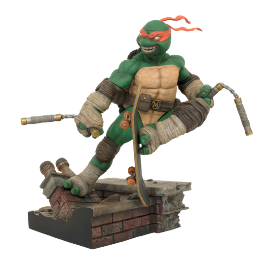 Teenage Mutant Ninja Turtles - Michelangelo Deluxe Gallery PVC Statue