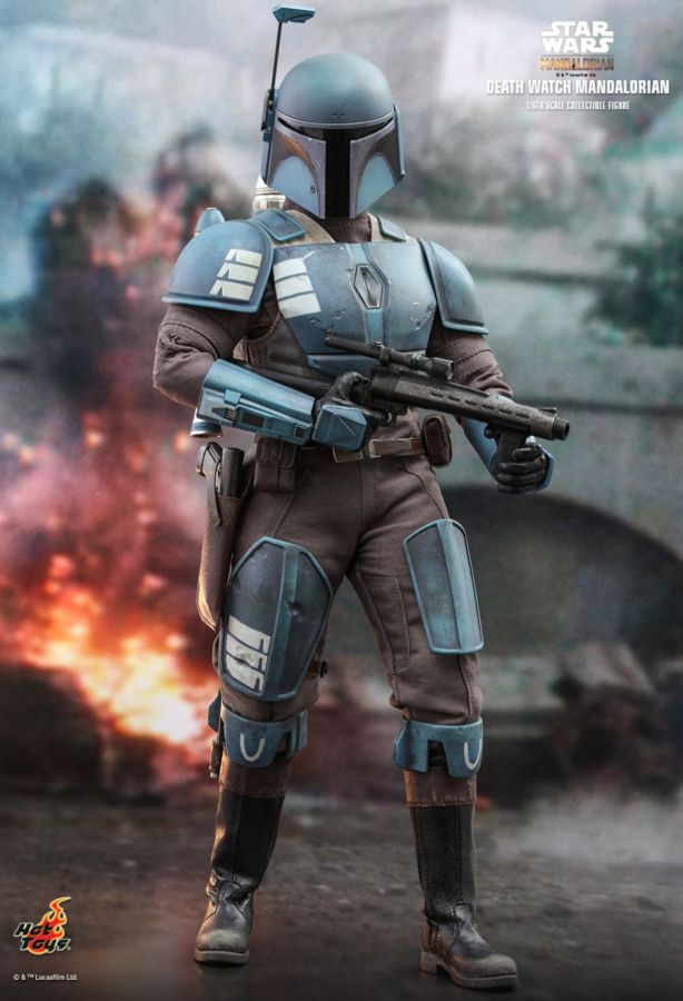 Star Wars: The Mandalorian - Death Watch Mandalorian 1:6 Scale Collectable Action Figure