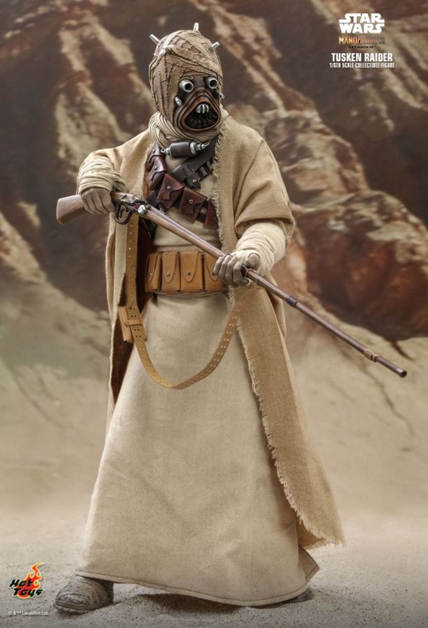 Star Wars: The Mandalorian - Tusken Raider 1:6 Scale Collectable Action Figure