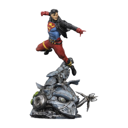 DC Comics - Superboy 1:10 Scale Statue