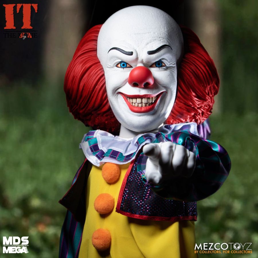 It (1990) - Pennywise 15" Mezco Talking Figure