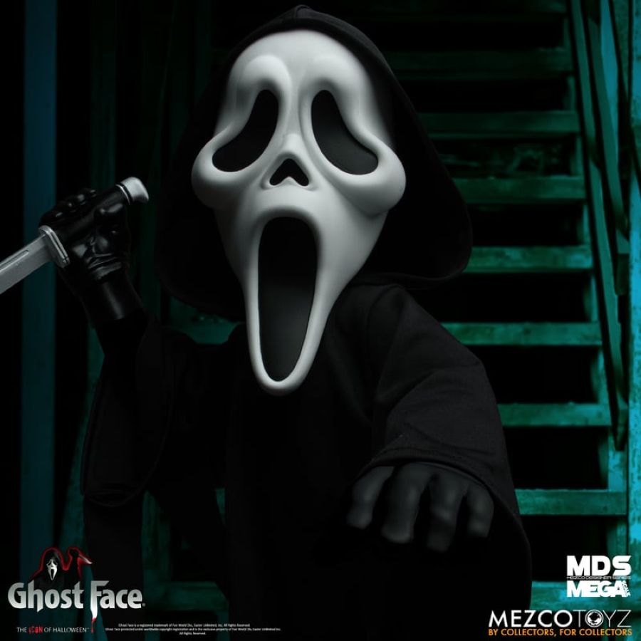 Scream - Ghostface 15" Mezco Mega Scale Figure