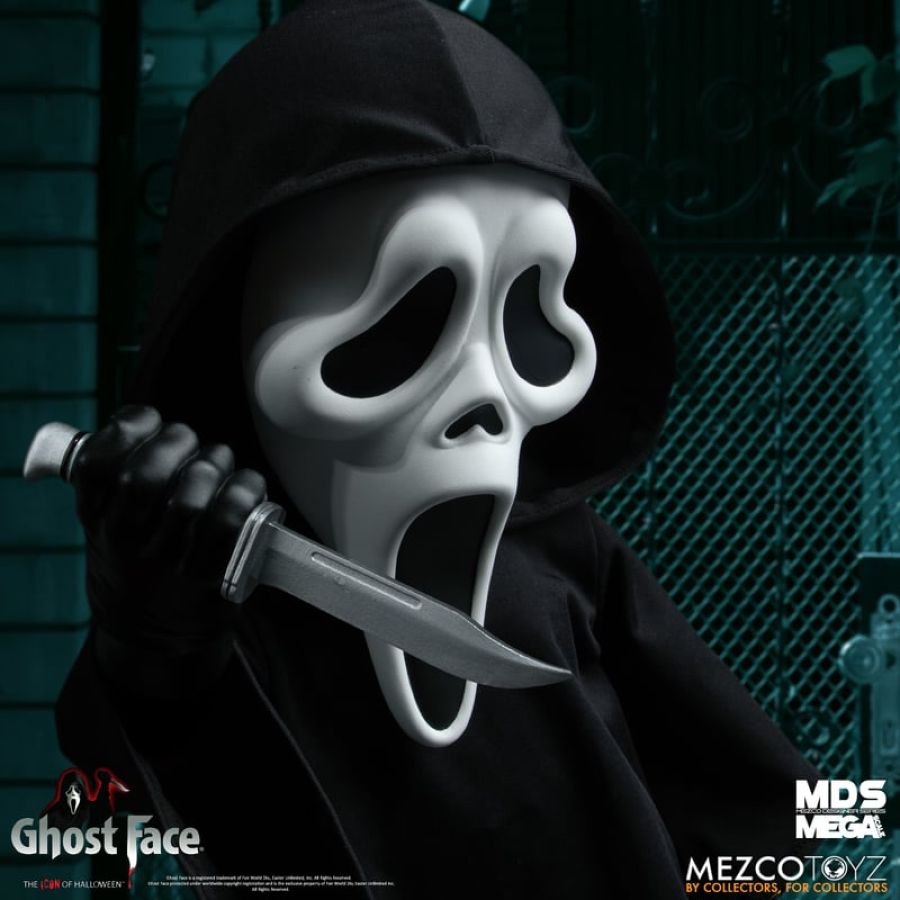 Scream - Ghostface 15" Mezco Mega Scale Figure