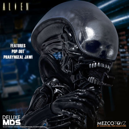 Alien - Alien Deluxe MDS Figure