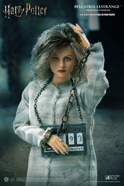 Harry Potter - Bellatrix Lestrange (Prisoner) 1:8 Scale Action Figure