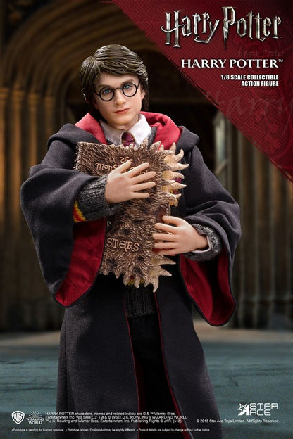 Harry Potter - Harry School Uniform 1:8 Figure