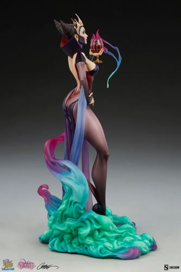 Fairytale Fantasies - Evil Queen Statue