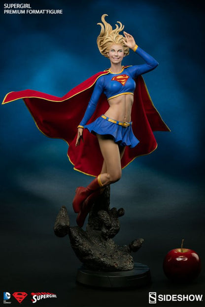 DC Comics - Supergirl Premium Format 1:4 Scale Statue