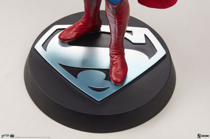 Superman (1978) - Superman Premium Format Statue