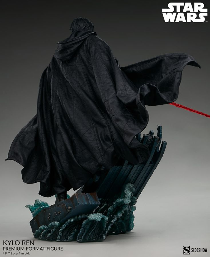 Star Wars - Kylo Ren Premium Format Statue