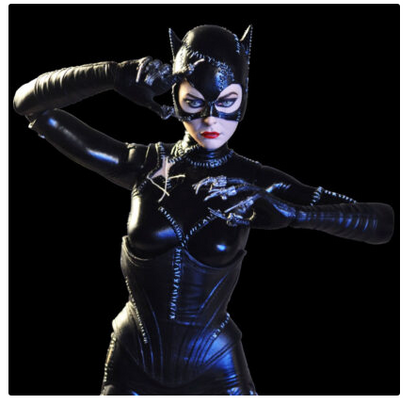 CATWOMAN (PFEIFFER) 1/4TH SCALE ACTION FIGURE