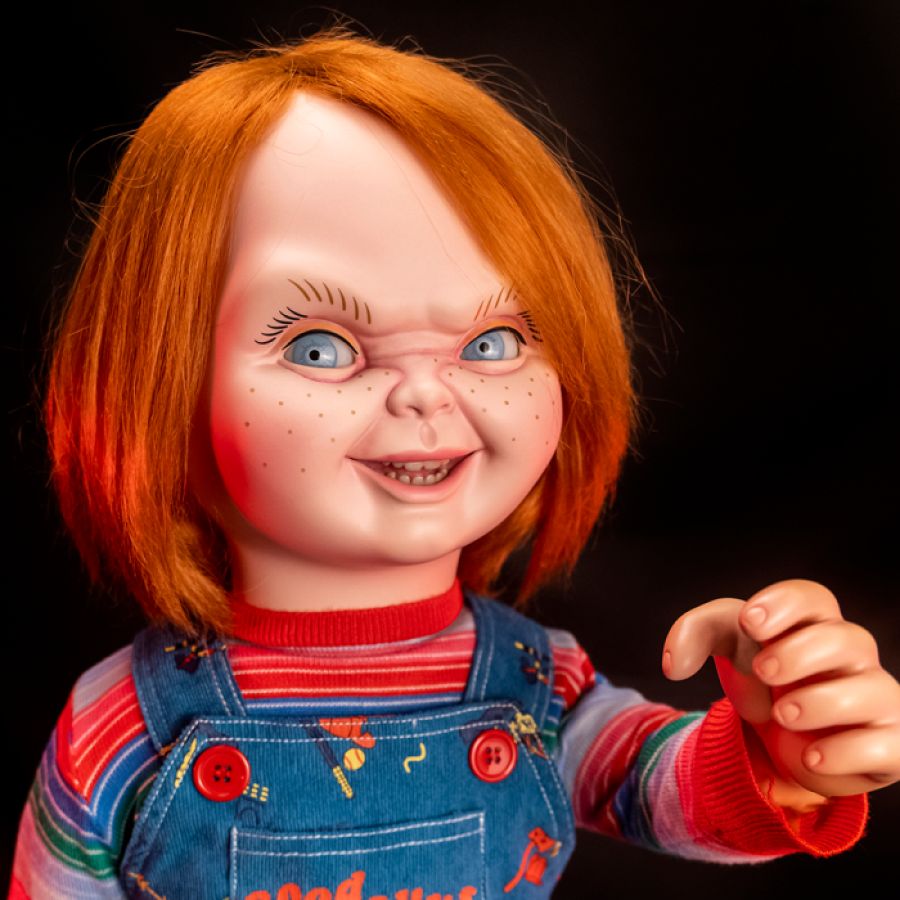 Child's Play 2 - Ultimate Chucky 1:1 Scale Doll