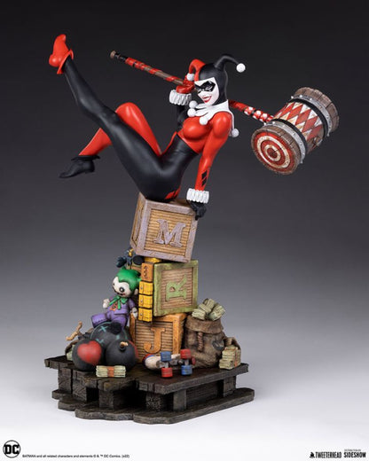 DC Comics - Harley Quinn 1:6 Scale Maquette