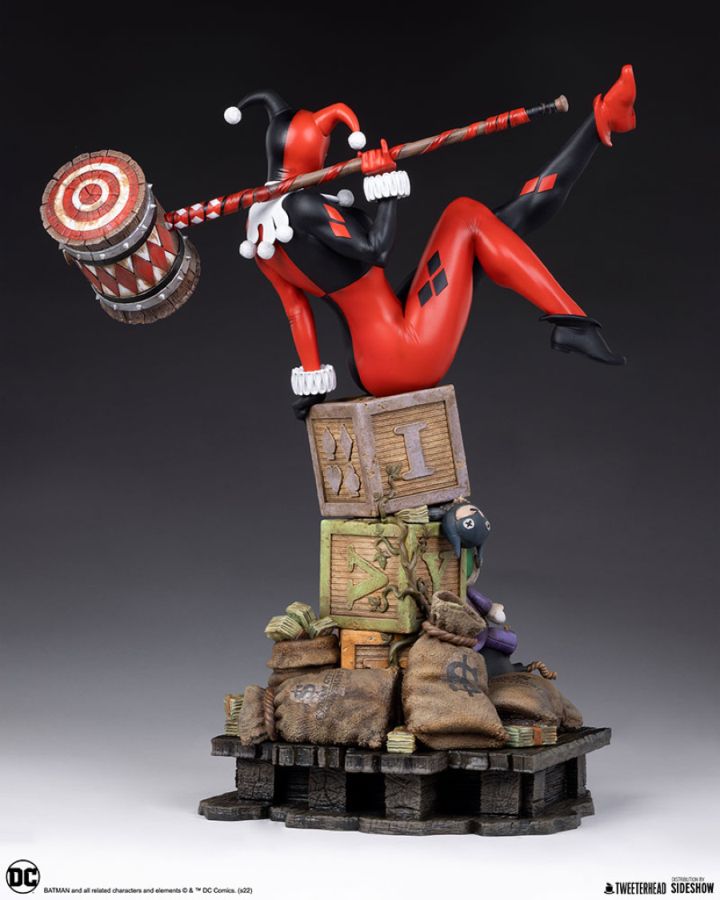 DC Comics - Harley Quinn 1:6 Scale Maquette